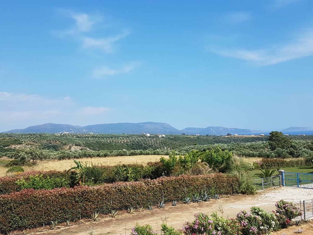 Villa Finiki Messinia Upstairs ภายนอก รูปภาพ