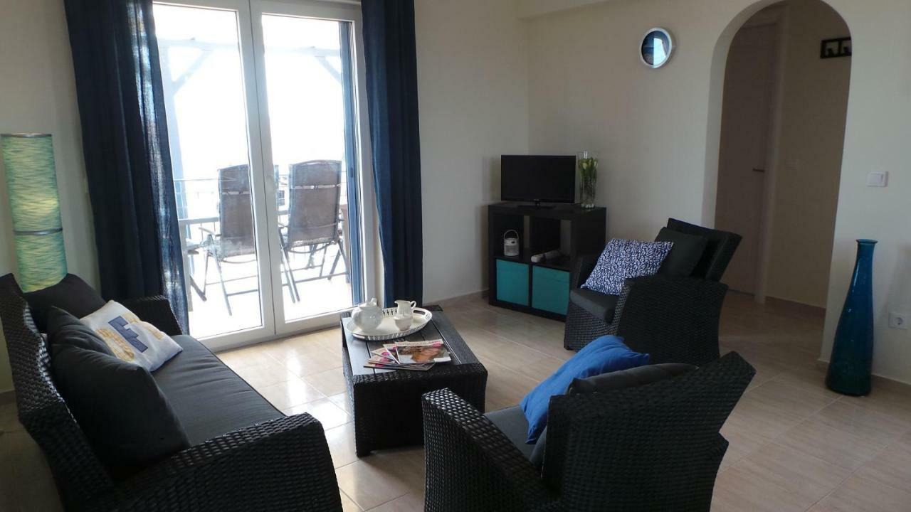 Villa Finiki Messinia Upstairs ภายนอก รูปภาพ